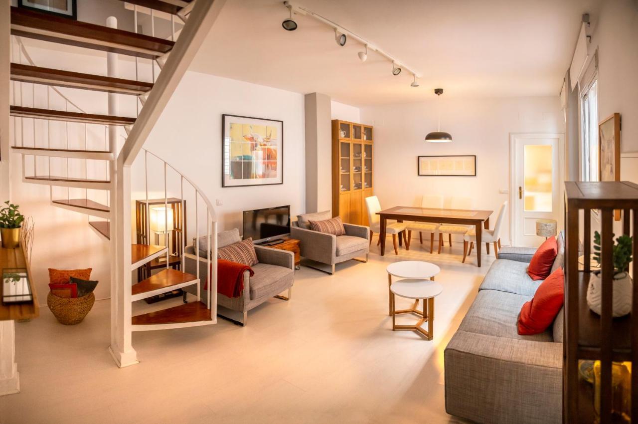 Centuria Macarena, apartamento dúplex Apartment Sevilla Bagian luar foto